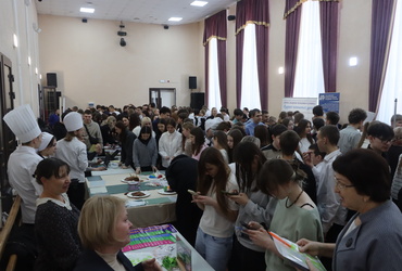 Профориентация для школьников прошла в Лотошино