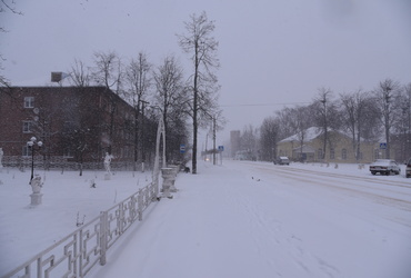 На территории Московской области ожидается продолжительный сильный снег; гололедица и снежные заносы на дорогах