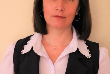 Поздравляем с днем рождения Попову Людмилу Николаевну, главного специалиста отдела по распоряжению муниципальным имуществом КУИ