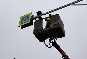 В девяти округах Подмосковья дорожники отремонтировали знаки