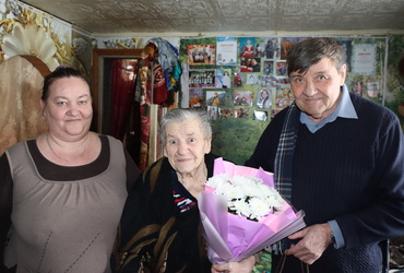 Жительницу деревни Агнищево поздравили с 85‑летием