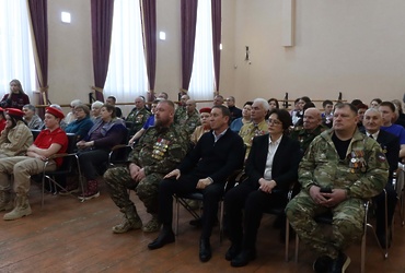 Ветеранов локальных войн чествовали в Лотошино в преддверии Дня воина‑интернационалиста