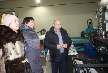 Александр Шагиев посетил производственную компанию «Корабел»