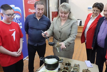 Свет для СВОих: акция в преддверии Дня защитника Отечества прошла в Лотошино