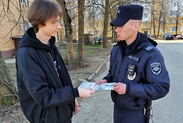 Сотрудники ОМВД России «Лотошинский» провели акции «Как не стать  жертвой мошенников»