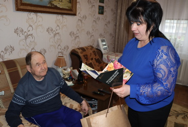 Жителя деревни Доры поздравили с 80‑летием