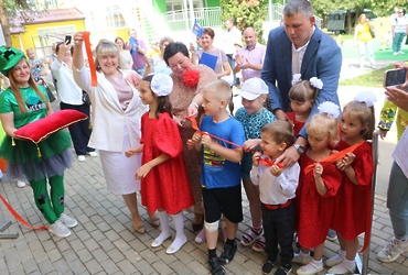 Единороссы приняли участие в открытии детского сада «Мечта»