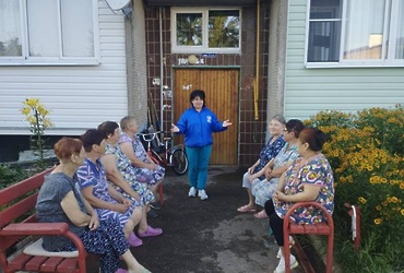 Партийцы повышают грамотность жителей в сфере ЖКХ