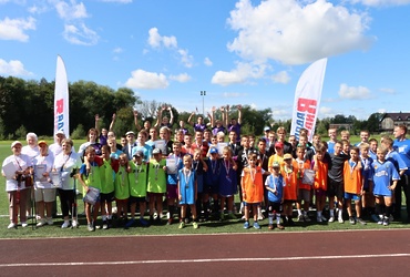 Партийцы провели День физкультурника