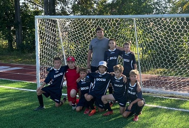 Победная серия лотошинских футболистов