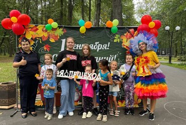 Сотрудники Госавтоинспекции провели мастер‑класс по изготовлению световозвращающих элементов