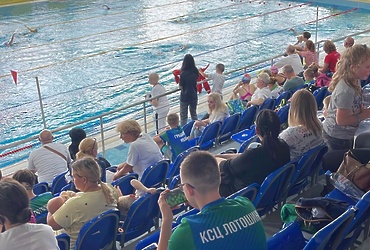 В КСЦ «Лотошино» прошли традиционные соревнования по плаванию «Осенний талисман удачи»