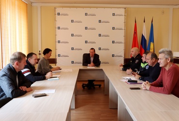 В администрации округа состоялось заседание комиссии по безопасности дорожного движения