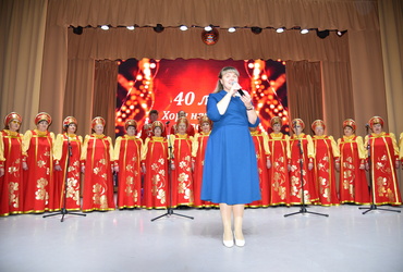 В Лотошинском ЦДК торжественно отметили юбилей хора народной песни «Ветеран»