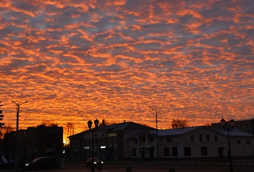 В связи с прохождением холодного атмосферного фронта с волнами на территории области ожидаются осадки