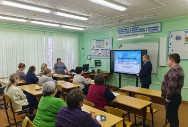 В округе прошла встреча в формате «Час образования»