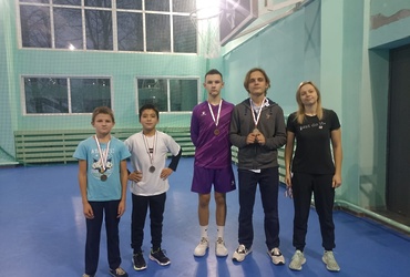 В спортивном зале Ошейкинской средней школы состоялся турнир по стритболу