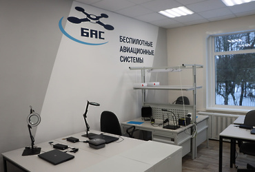 Специализированный класс практической подготовки управления дронами открыли в Микулинской гимназии