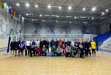 Новогодний турнир по волейболу.