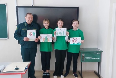 Экологическая акция «Берегите Ёлочку!» прошла в Микулинской гимназии