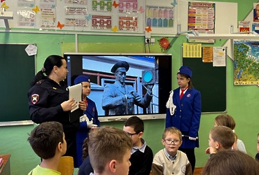 Школьникам напомнили о правилах дорожного движения