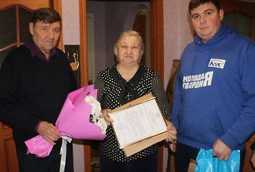 С юбилеем поздравили жительницу поселка Кировский