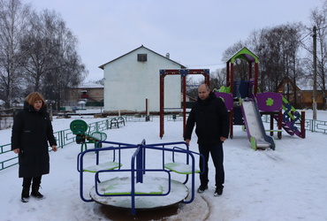 Александр Шагиев провел проверку уборки территорий в деревне Кульпино