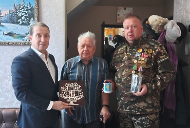 Лотошинского ветерана войны во Вьетнаме поздравили с Днем защитника Отечества