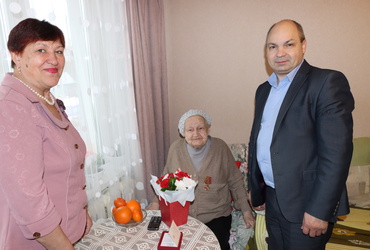 В муниципальном округе Лотошино продолжаются торжественные мероприятия по вручению юбилейной медали «80 лет Победы в Великой Отечественной войне 1941–1945 гг.»