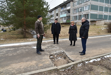 Александр Шагиев провёл комплексную проверку территорий в деревнях Введенское и Савостино
