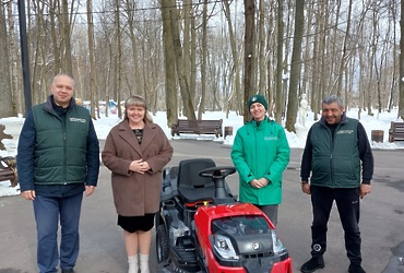 Новая техника появилась в Лотошинском парке в преддверии двухсотлетнего юбилея