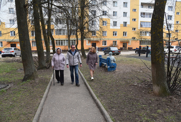 Вячеслав Попов вместе с профильными специалистами провёл очередной обход территорий муниципалитета
