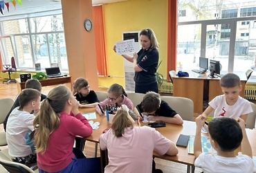 Сотрудники ОМВД России по г.о. Лотошино провели акцию «Ваше здоровье  в ваших руках» в детской библиотеке