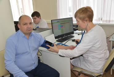 Александр Шагиев прошёл диспансеризацию и плановую вакцинацию