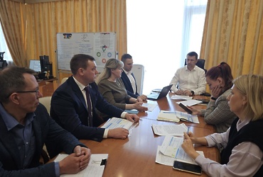 Екатерина Долгасова обсудила вопросы здравоохранения с министром