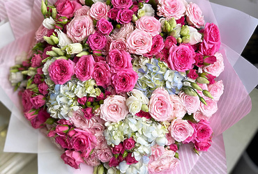 Поздравляем с юбилеем эксперта отдела по экономике и перспективному развитию ФЭУ администрации м.о. Лотошино Марину Евгеньевну Россихину