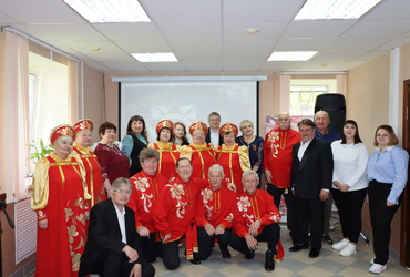 В зале Центра общения старшего поколения «Лотошино» состоялась литературно‑музыкальная гостиная «Минувших лет живая память»