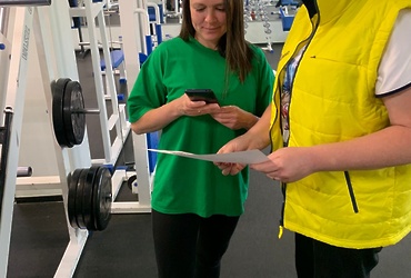 Посетители спортивного центра приняли участие в голосовании по формированию комфортной городской среды