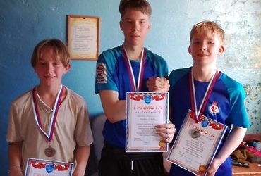 В «Олимпе» прошло ежегодное первенство клуба «Лотошинские медведи» по армрестлингу