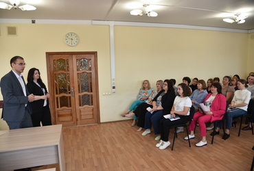 Сотрудникам администрации муниципального округа Лотошино рассказали о том, как защититься от мошенников