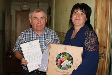 Жителя поселка Большая Сестра поздравили с 80‑летим