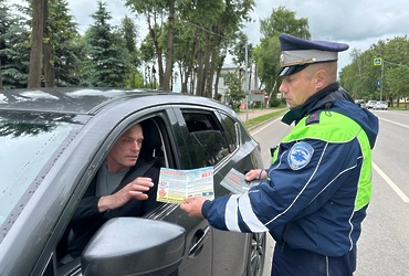 Сотрудники Госавтоинспекции ОМВД России по г.о. Лотошино провели акцию «Полиция против коррупции»