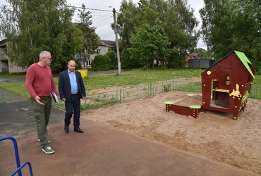 Александр Шагиев провёл обход территорий в деревне Кульпино