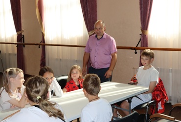 Александр Шагиев проверил работу летней досуговой программы для детей