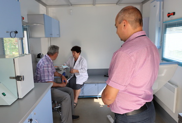 Александр Шагиев проверил работу передвижного ФАПа