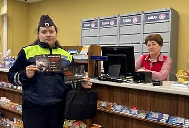 Сотрудники Госавтоинспекции провели разъяснительные беседы на автозаправочных станциях