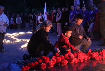 В Центральном сквере Победы муниципального округа Лотошино прошло мероприятие, посвящённое Дню памяти и скорби