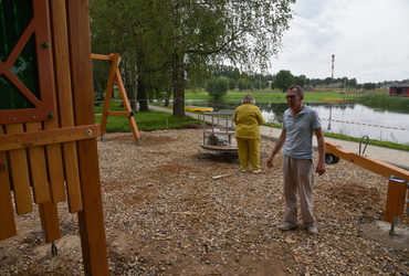 Детская игровая площадка на Красном ручье почти готова