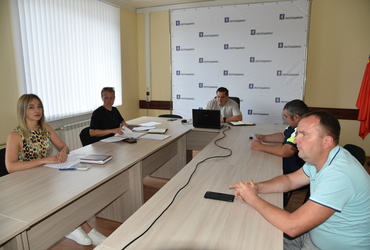 6 августа в администрации муниципального округа Лотошино состоялось очередное заседание комиссии по безопасности дорожного движения