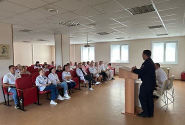 Сотрудники ОМВД России «Лотошинский» провели беседы антитеррористической направленности с работниками здравоохранения